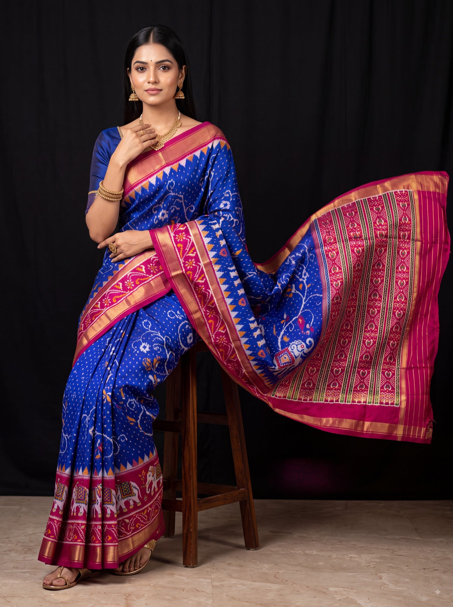 Dola Silk Pochampally Designer Printed Saree With Unstitched Blouse Piece For Women